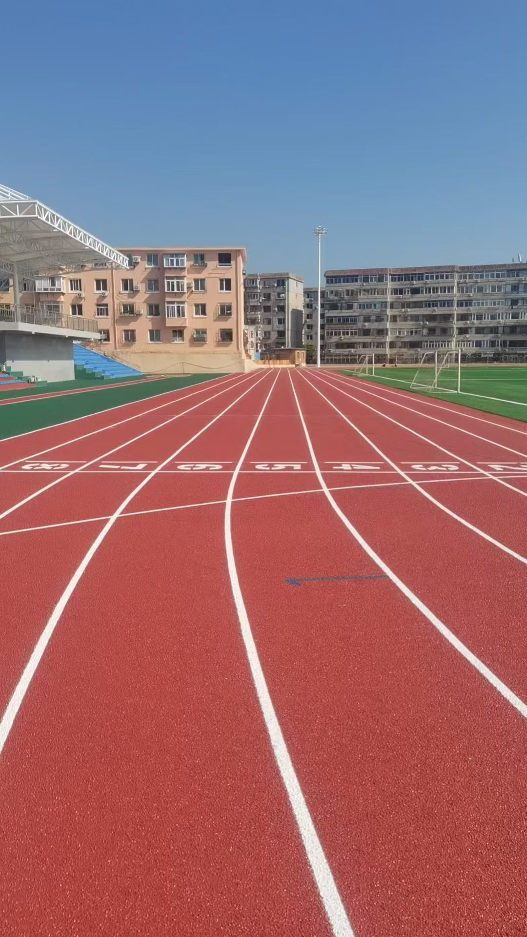 秦皇岛市仿真草坪渗水跑道 - 哪里好