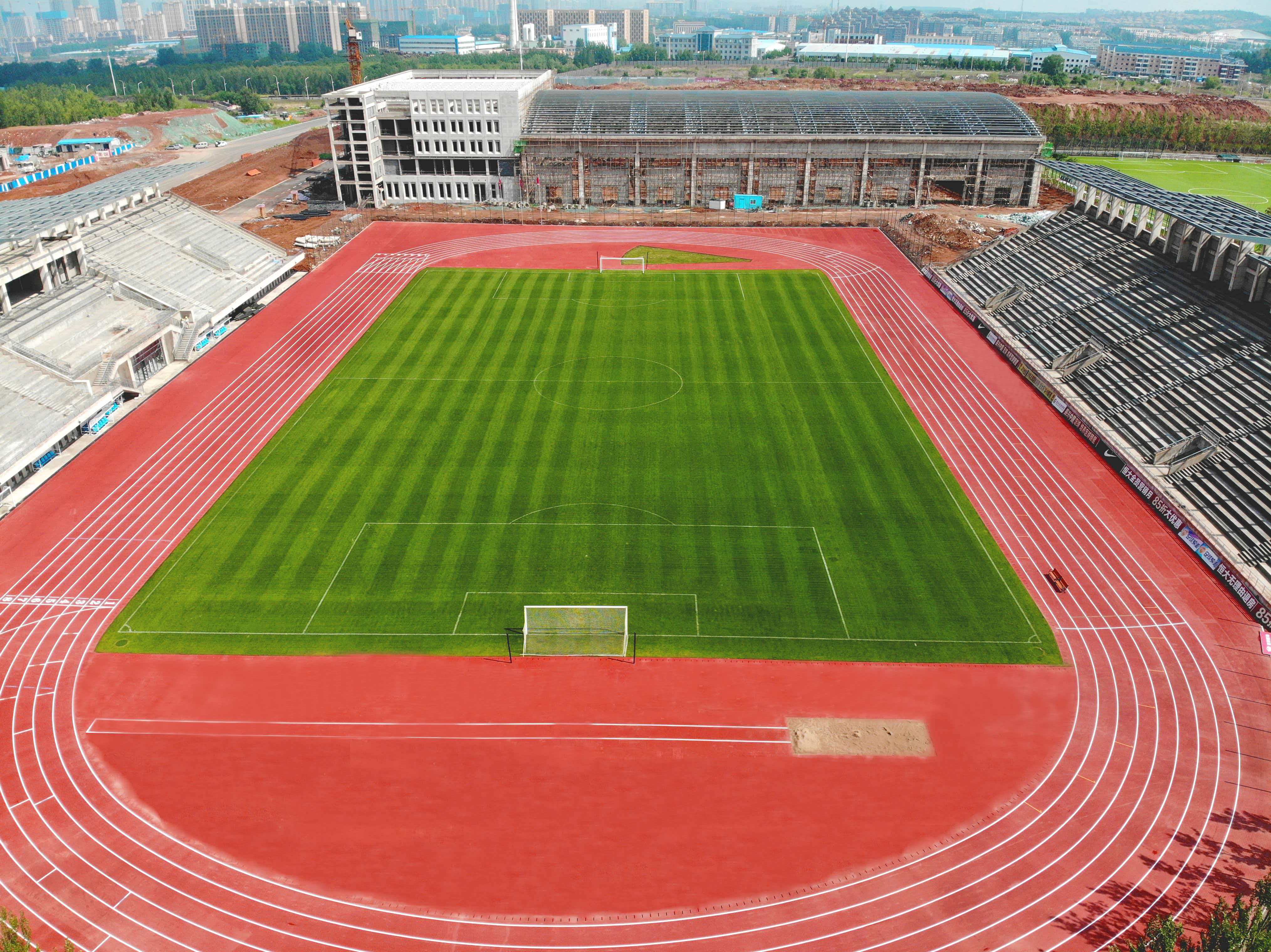 秦皇岛市渗水跑道新国标塑胶跑道 - 哪里好
