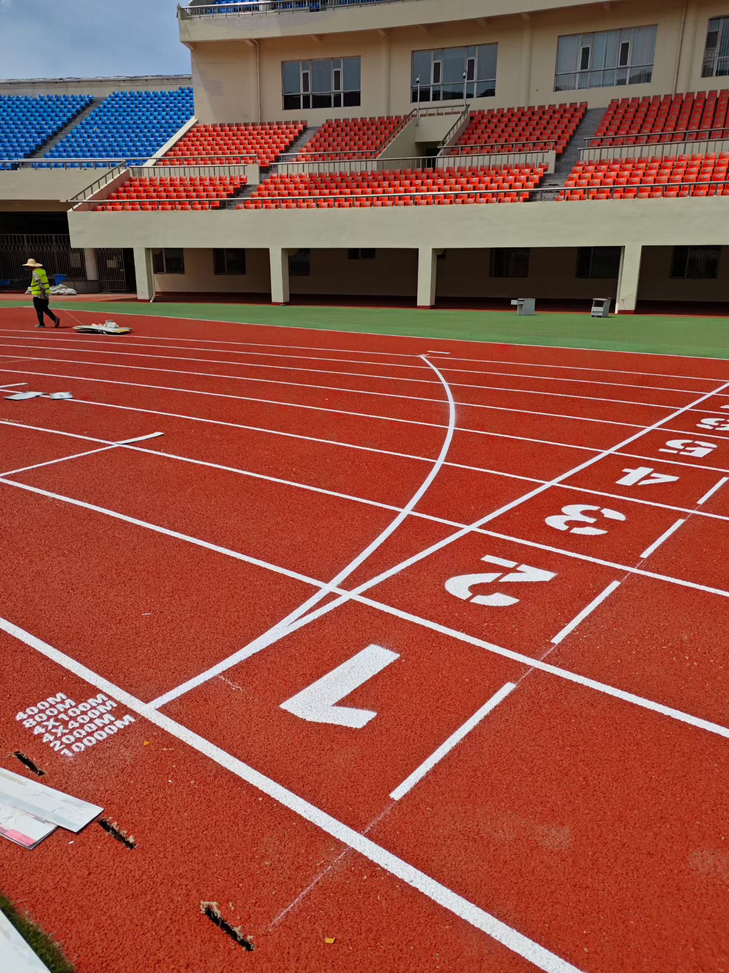 秦皇岛市新国标塑胶跑道epdm塑胶跑道 - 价格